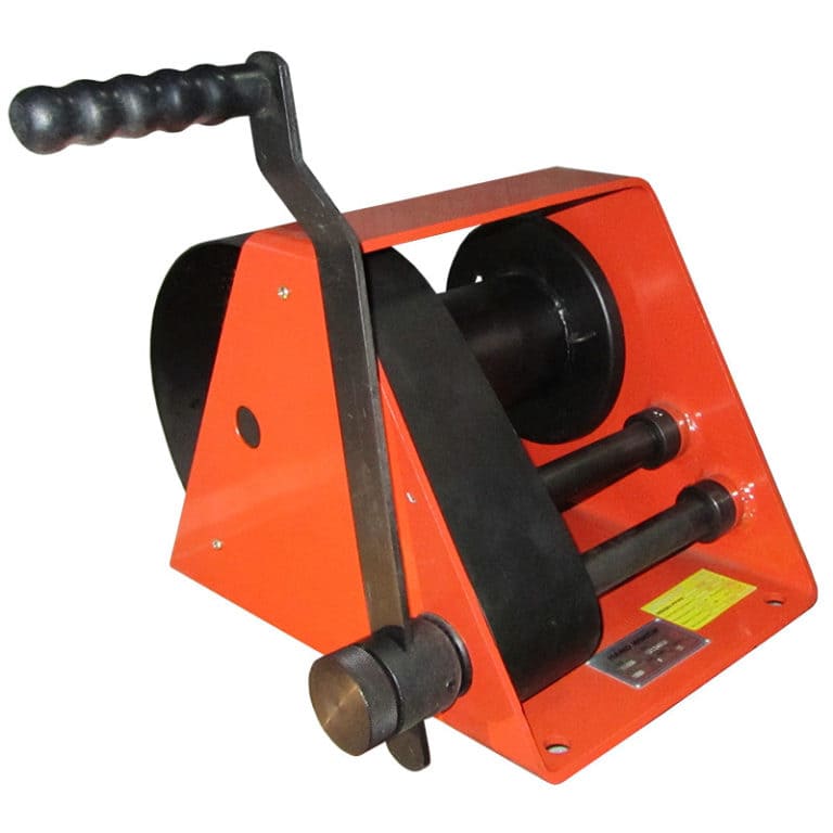 Лебедка барабанная ручная HWG 0,5 т  25м.